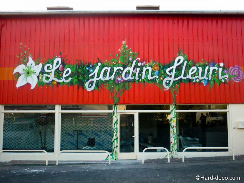 Devanture de la boutique Le jardin fleuri