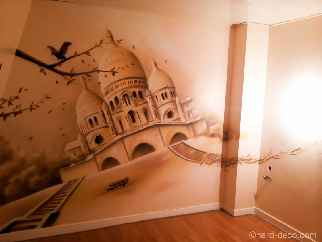 Decor sacre coeur chambre hotel — fresque murale chambre enfant, Hard Déco
