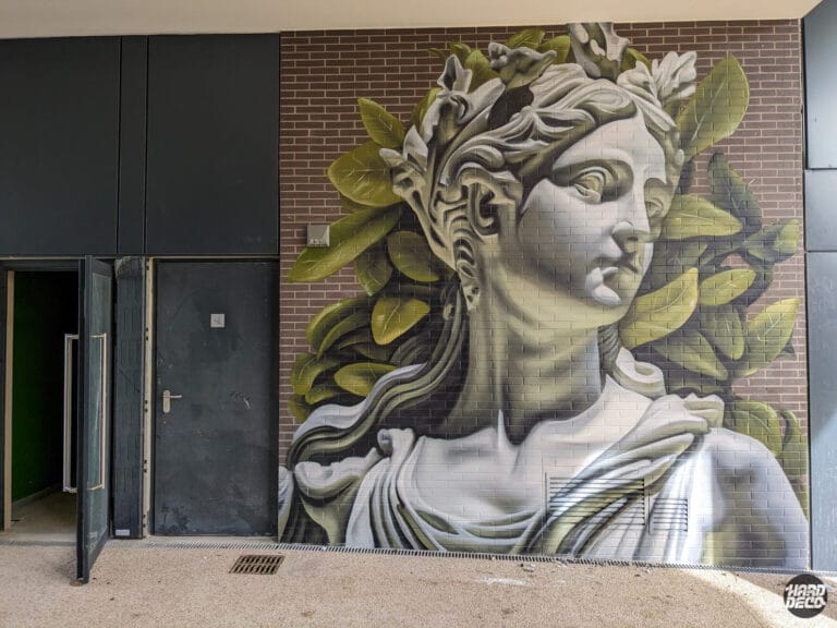 Fresque statue deesse grec nature — murale sur mesure, Hard Déco