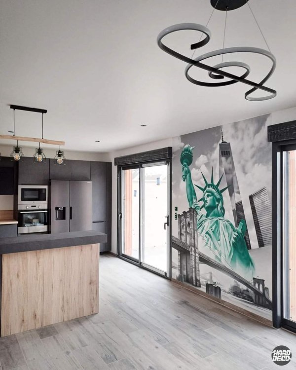 Fresque murale New York en camaïeu de gris et vert dans séjour cuisine contemporaine design industriel